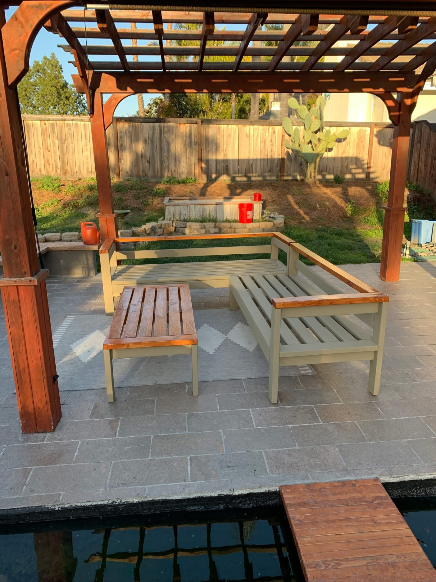 Outdoor Sectional & Coffee Table